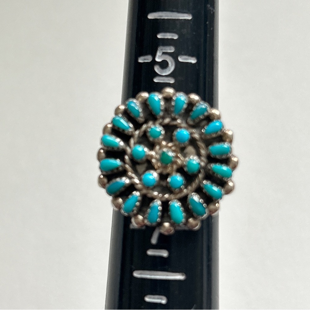Vintage Zuni Turquoise Cluster Sterling Silver Ring - Picture 11 of 14